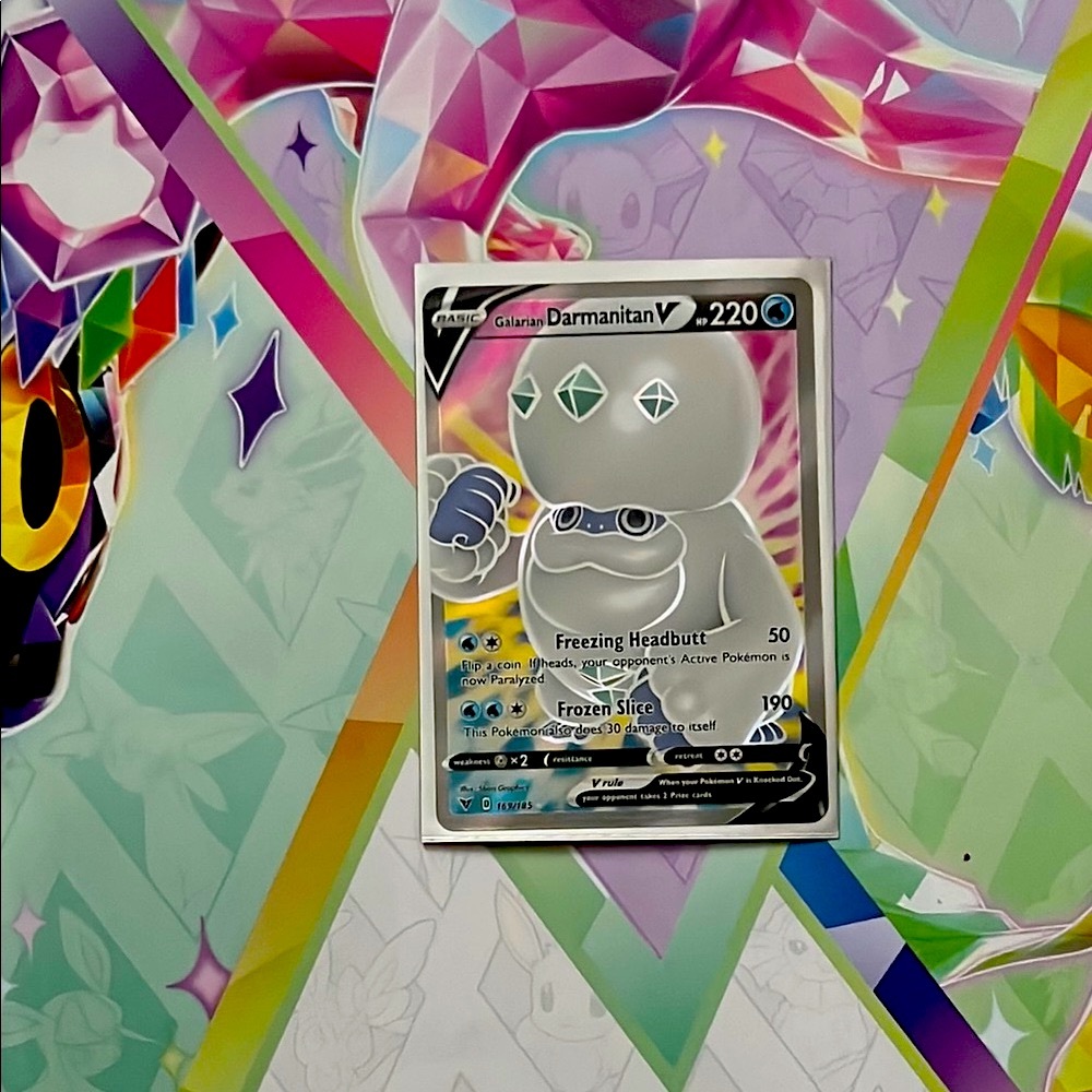 Galarian Darmanitan V Vivid Voltage Pokémon Card